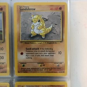 1990’s rare vintage Sandshrew Pokémon card 62/102